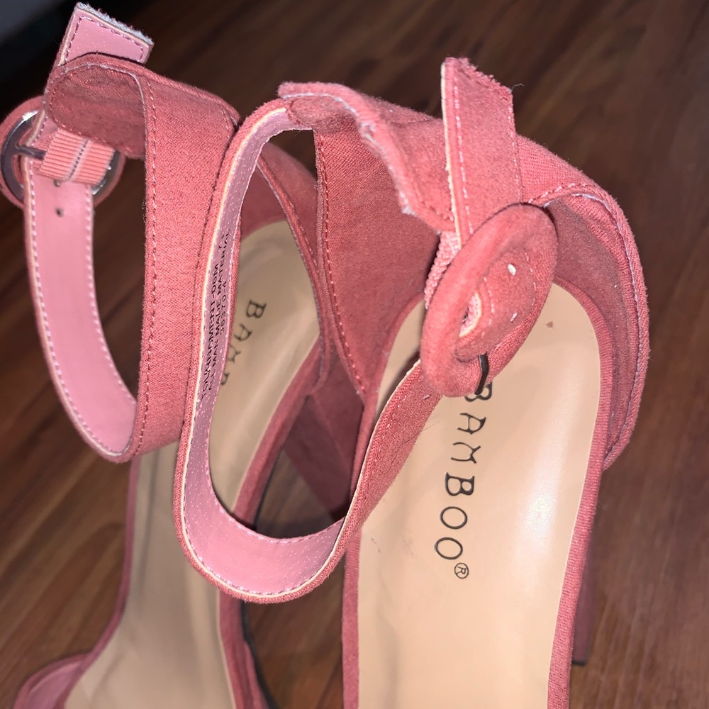 Heels - Picture 2 of 8